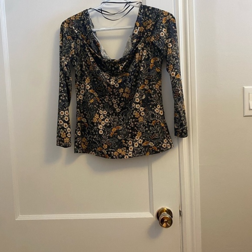 3/30 H&M Size LG